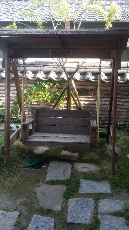 Yeonwoodang Guesthouse Jeonju Exterior foto